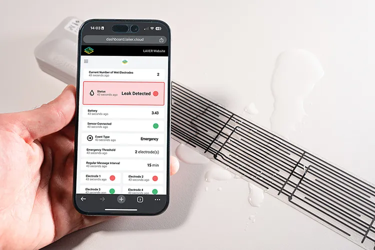 Severn WLD leak detection alert shown on a phone